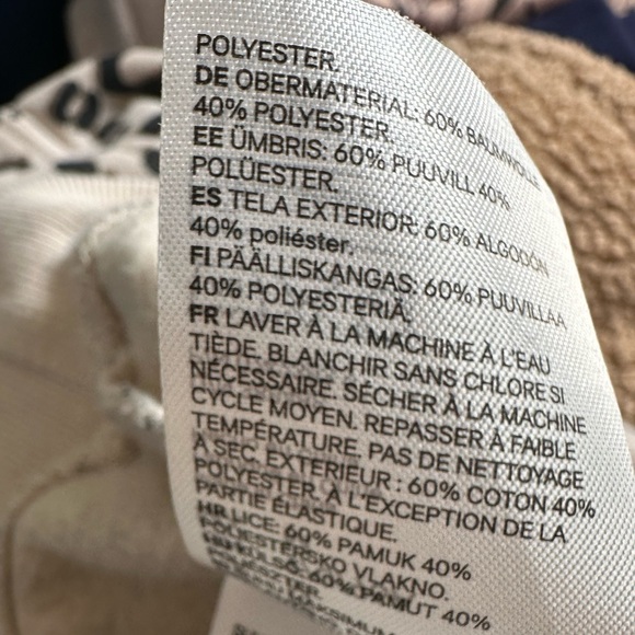 H&M Leopard Soft Crewneck - Size Medium - Picture 6 of 7